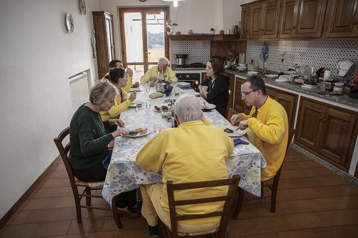 famiglia martelli a pranzo, storie d'azienda